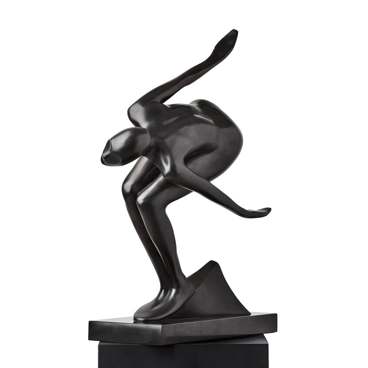 Robert-Helle-Sculpture-Gallery-Flow-4-1200x1200
